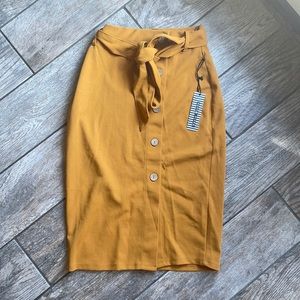 NWT paperbag button skirt